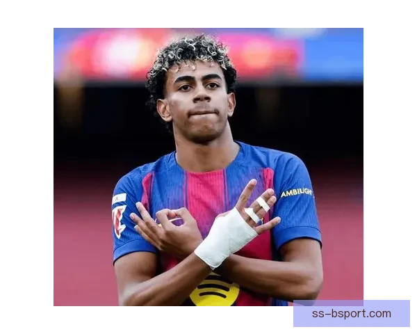 巴萨官方宣布亚马尔荣膺本月西甲最佳球员